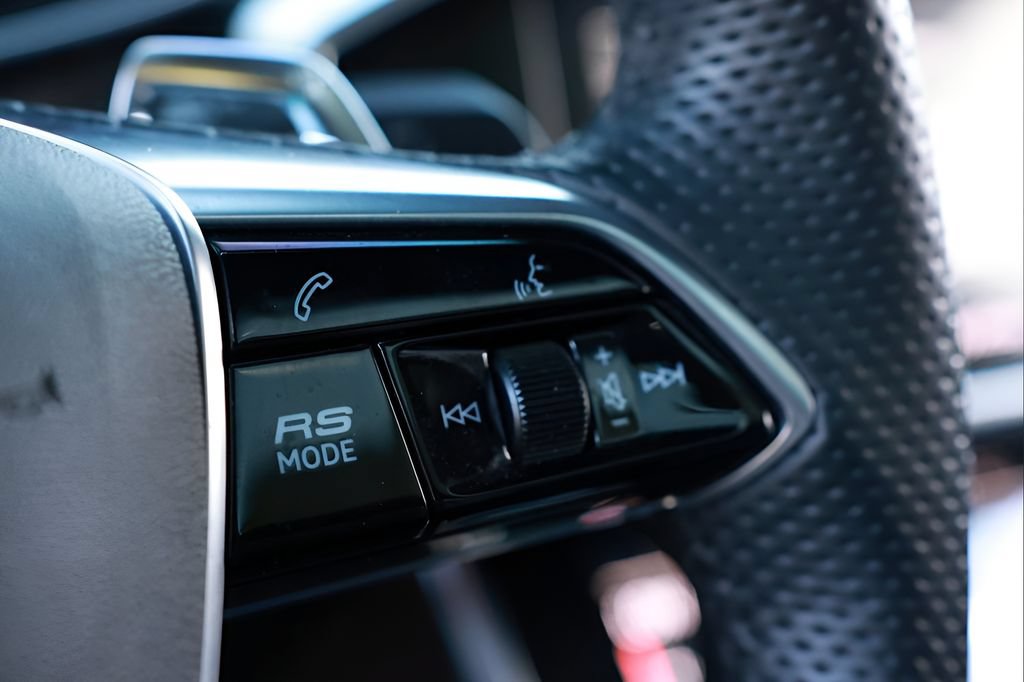 Used 2021 Audi RS 7 Sportback w/ Black Optic Package AWD/4WD image 12