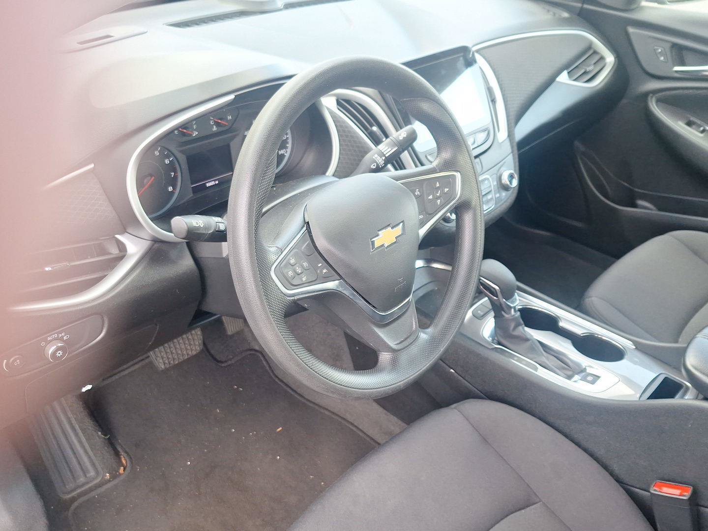 Used 2024 Chevrolet Malibu LT FWD image 9