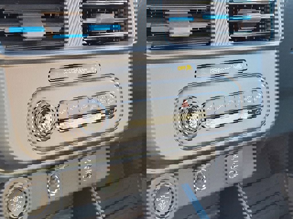 New 2026 Ford Maverick Lobo image 46