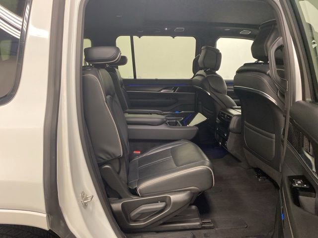 Used 2024 Jeep Grand Wagoneer Series II w/ Quick Order Packagew 28T image 31