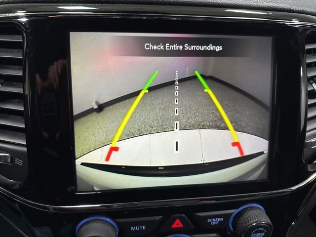 Used 2021 Jeep Grand Cherokee Limited X image 5