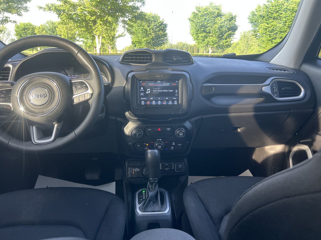 Used 2019 Jeep Renegade Sport w/ Sport Appearance Group AWD/4WD image 19