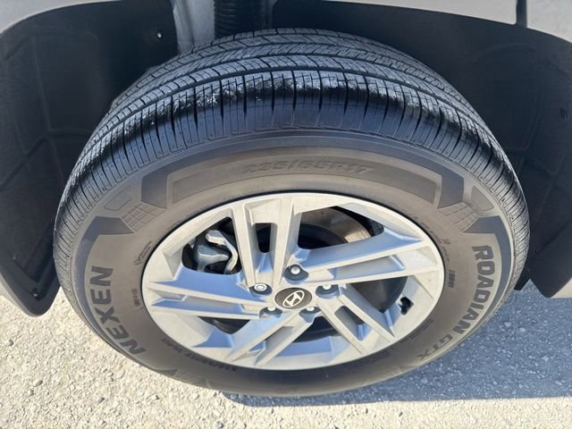 Used 2025 Hyundai Tucson SE FWD image 7