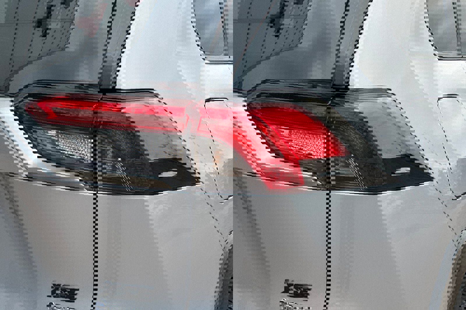 New 2025 Toyota RAV4 XSE image 33