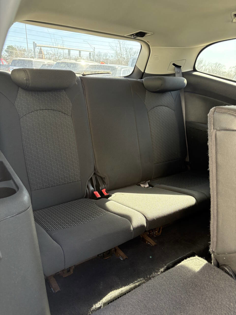 Used 2010 Chevrolet Traverse LT image 8