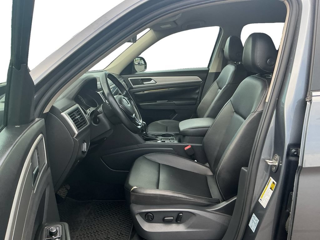 Used 2018 Volkswagen Atlas SE FWD image 14