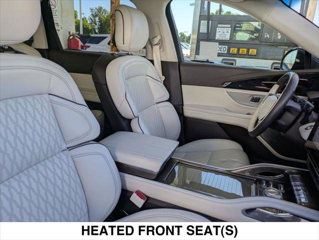 Used 2024 Lincoln Nautilus Black Label w/ Jet Appearance Package (87T) image 27