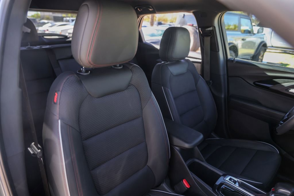 Used 2021 Chevrolet TrailBlazer RS w/ Convenience Package image 31