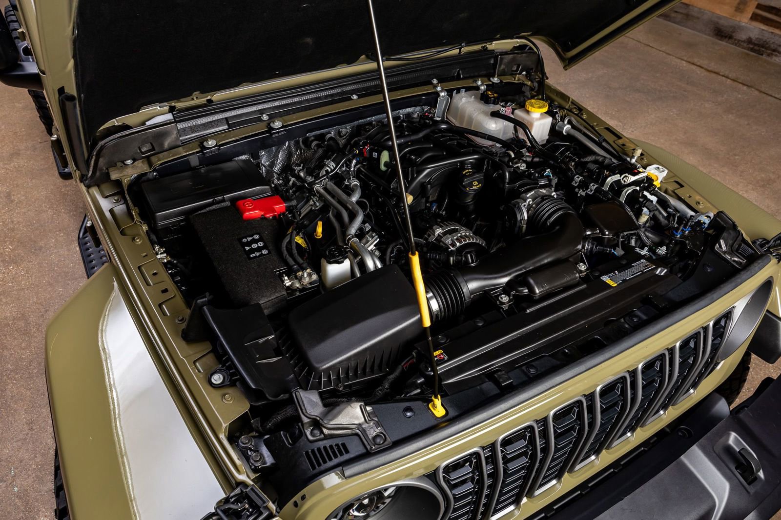 Used 2025 Jeep Gladiator Sport AWD/4WD image 40