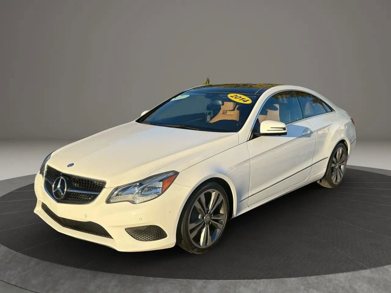 Used 2014 Mercedes-Benz E 350 4MATIC Coupe image 2