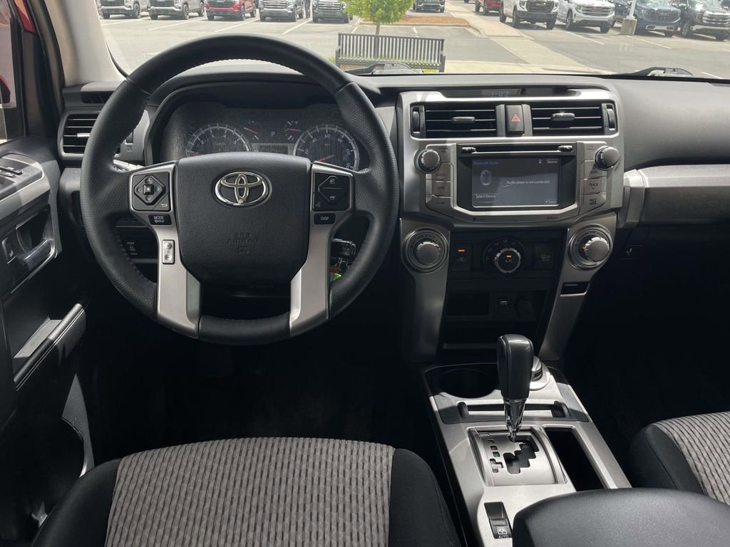 Used 2015 Toyota 4Runner SR5 AWD/4WD image 12