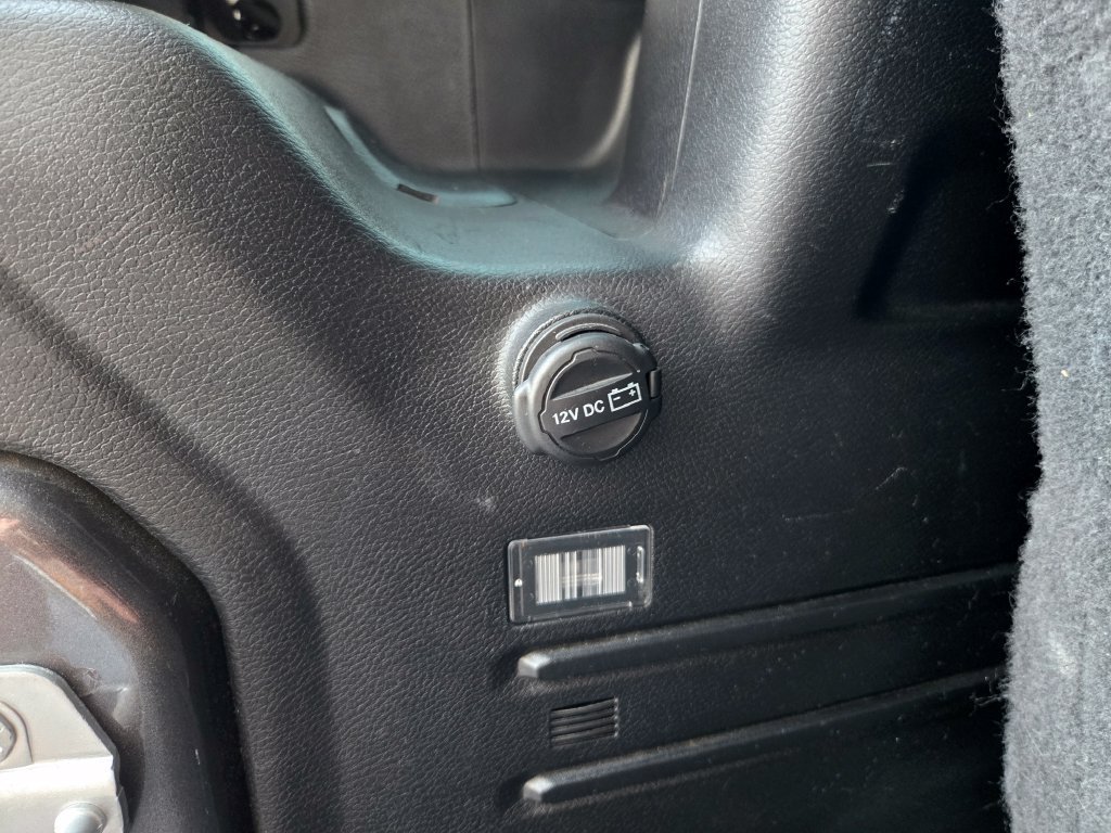 Used 2019 Jeep Wrangler Sport AWD/4WD image 38