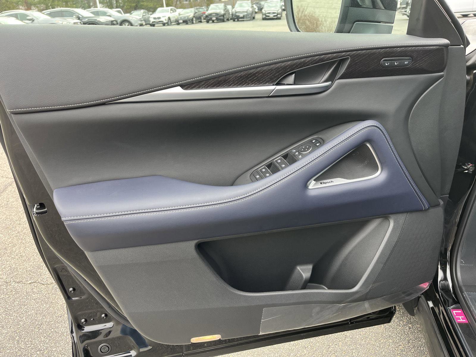 New 2026 INFINITI QX60 Sport w/ Dark Cargo Package image 10