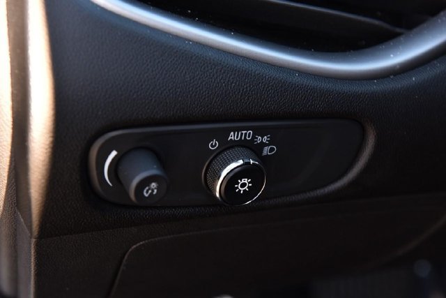 Used 2024 Chevrolet Malibu RS FWD image 10