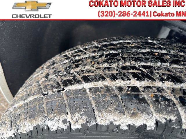 Used 2023 GMC Acadia Denali w/ Denali Technology Package image 9