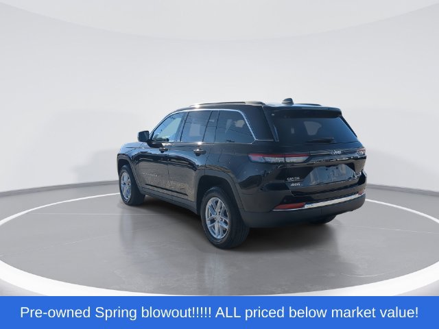 Used 2025 Jeep Grand Cherokee Laredo X AWD/4WD image 6