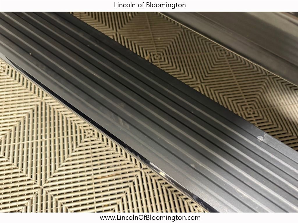 Certified 2025 Lincoln Navigator L Black Label w/ Black Label Special Edition image 42