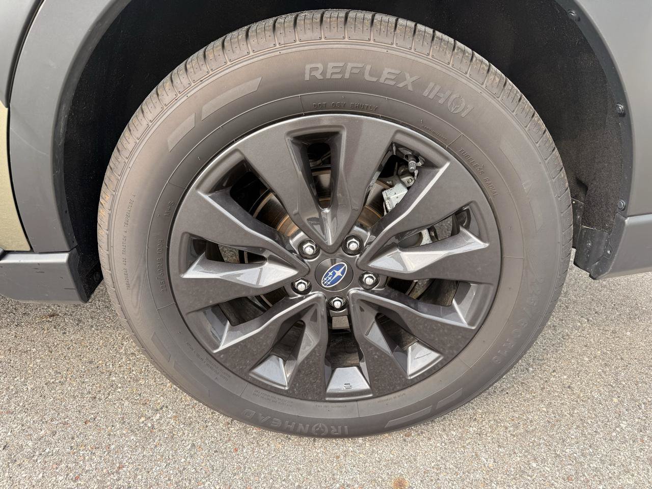Used 2025 Subaru Outback Onyx Edition AWD/4WD image 11