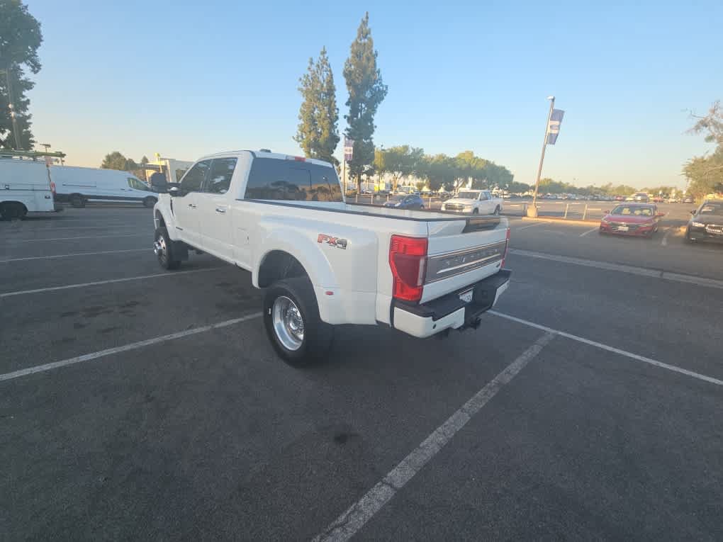 Used 2020 Ford F450 Platinum w/ FX4 Off-Road Package AWD/4WD image 5