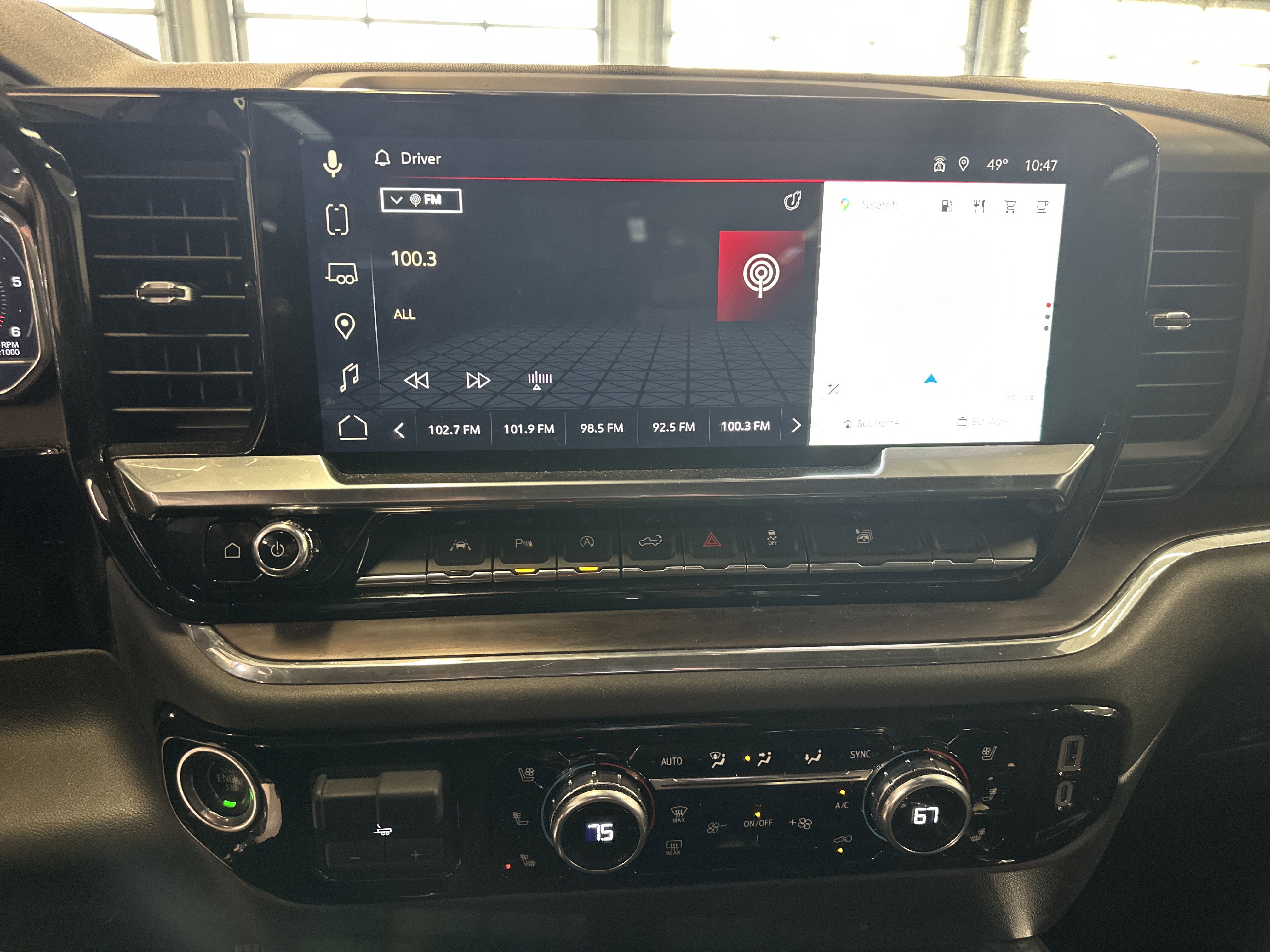 Used 2024 GMC Sierra 1500 SLT w/ SLT Premium Plus Package image 3