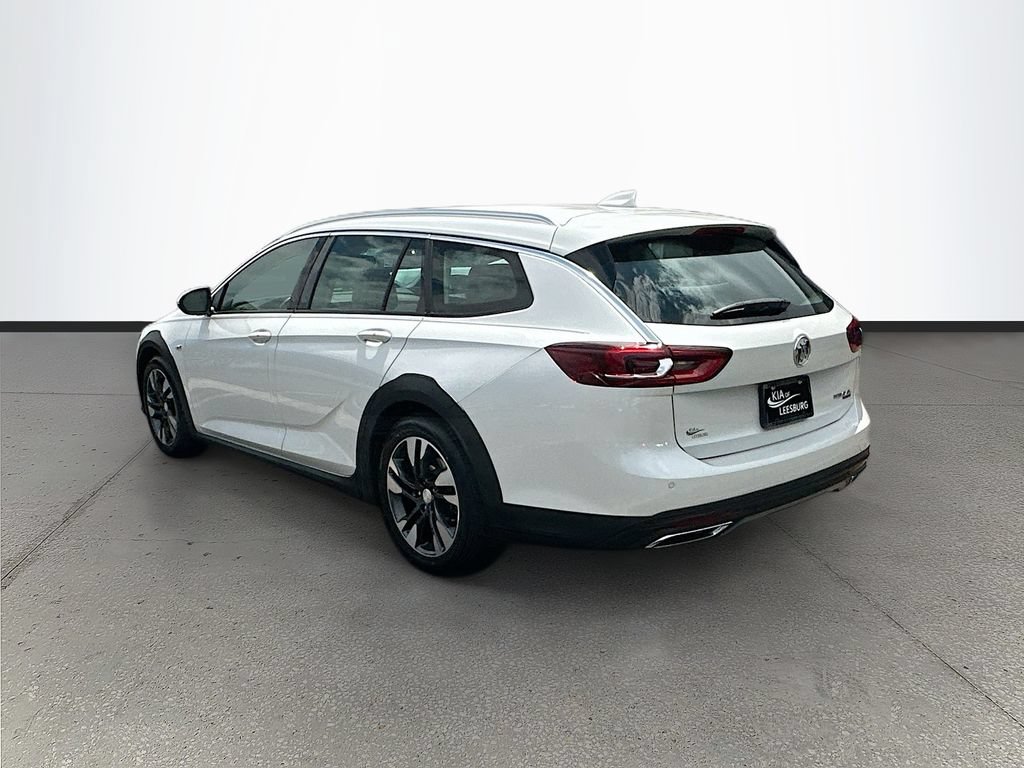 Used 2019 Buick Regal Essence w/ Driver Confidence Package I AWD/4WD image 5
