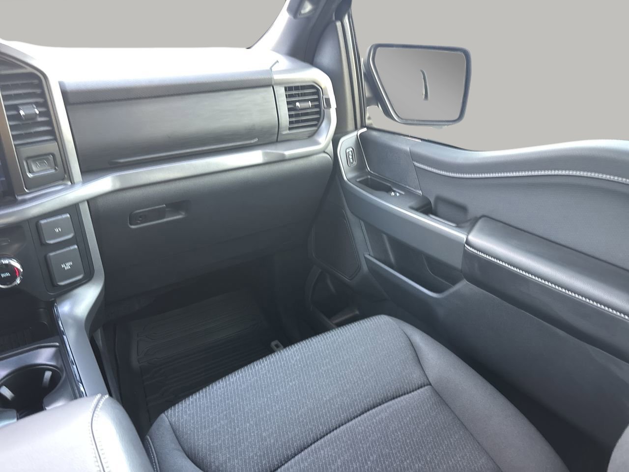 Certified 2025 Ford F150 XLT w/ Equipment Group 302A MID image 10