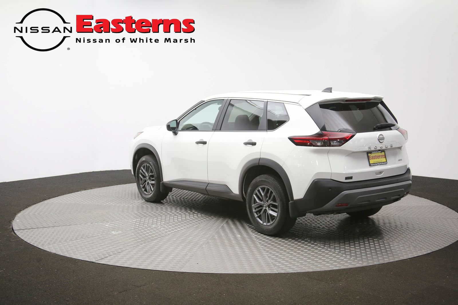 Used 2023 Nissan Rogue S AWD/4WD image 64