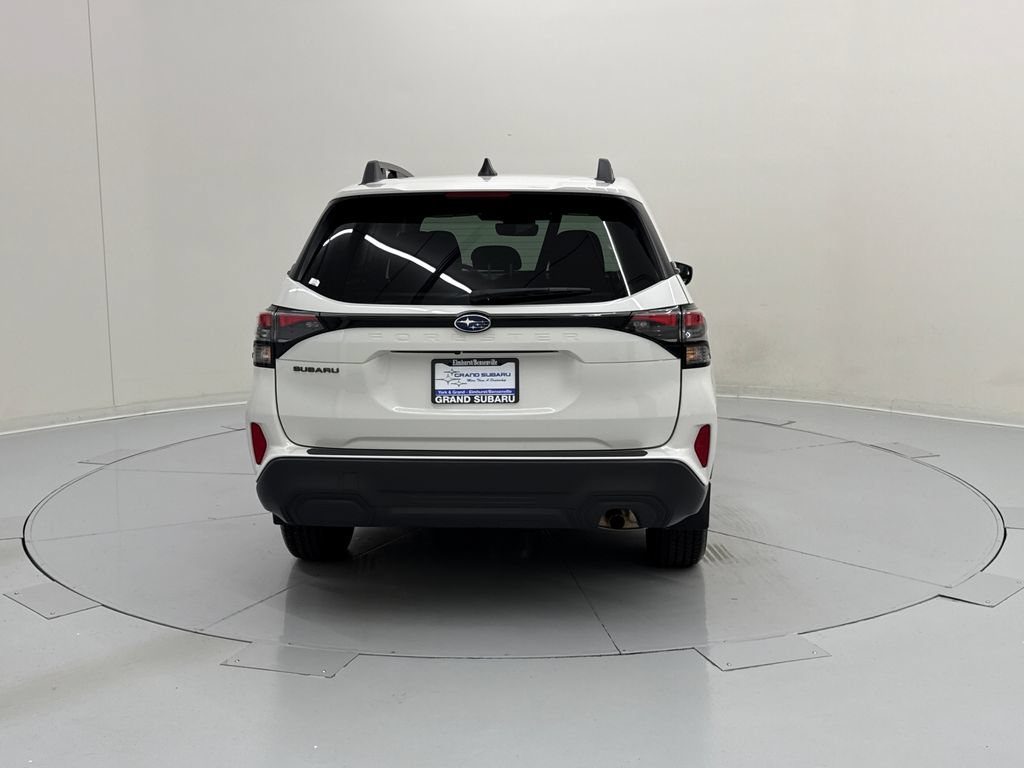 Used 2026 Subaru Forester Premium AWD/4WD image 4