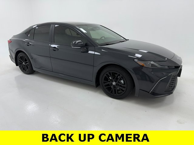 Used 2025 Toyota Camry SE w/ Convenience Package