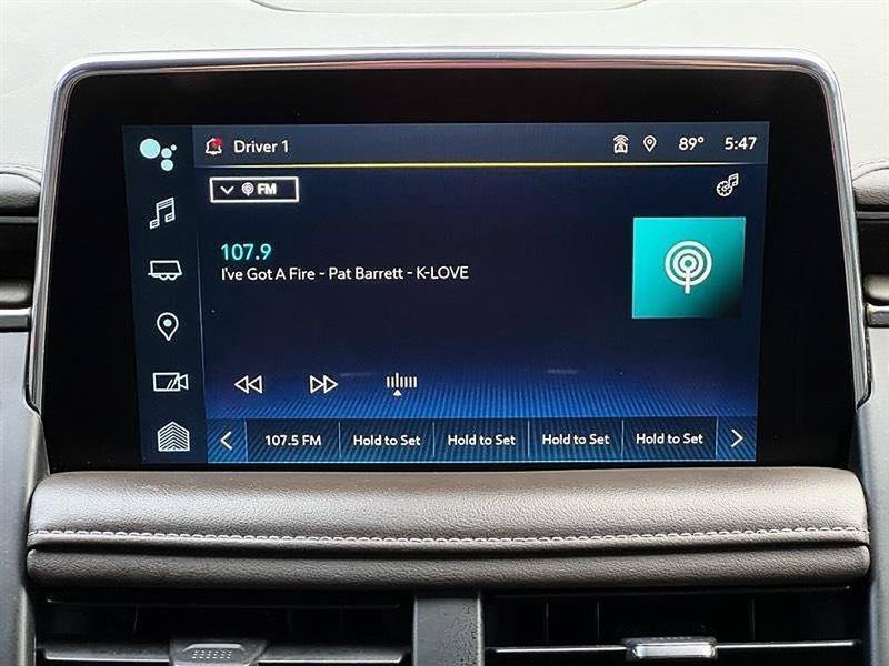 Used 2022 Chevrolet Suburban LT RWD image 31