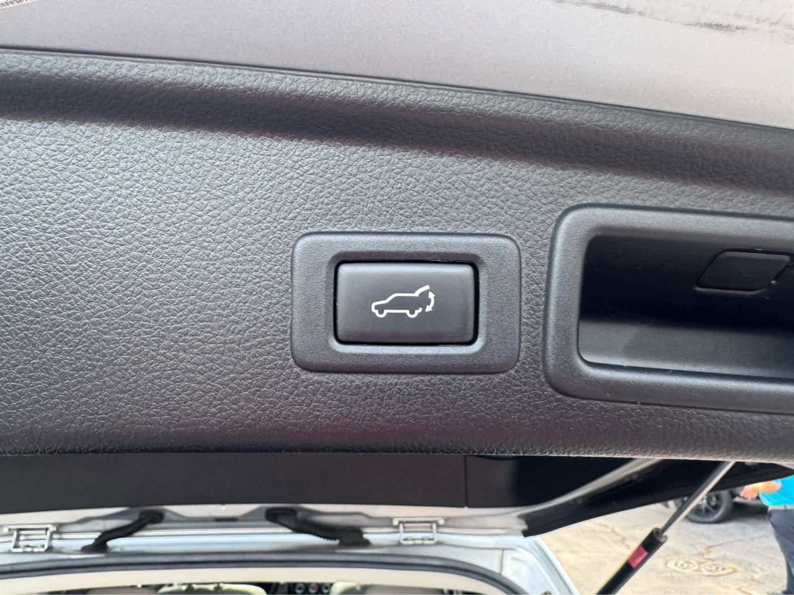 Used 2014 Subaru Forester 2.5i Touring image 18