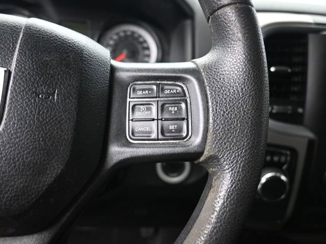 Used 2020 RAM 1500 Classic SLT RWD image 14