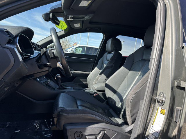 Used 2020 Audi Q3 2.0T Prestige w/ Prestige Package image 11