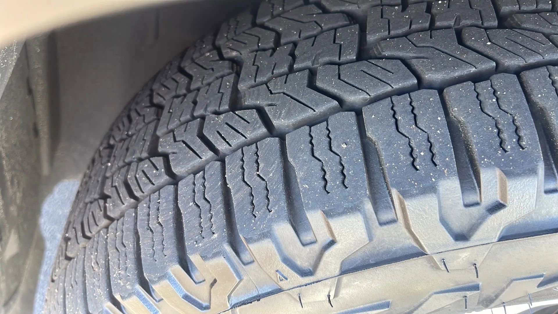 Used 2017 Jeep Renegade Sport w/ Power & Air Group image 11