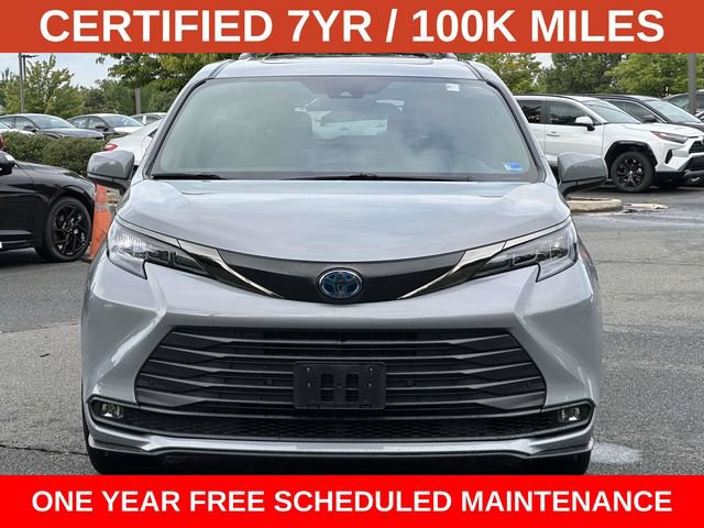 Used 2022 Toyota Sienna XLE Woodland Edition AWD/4WD image 6