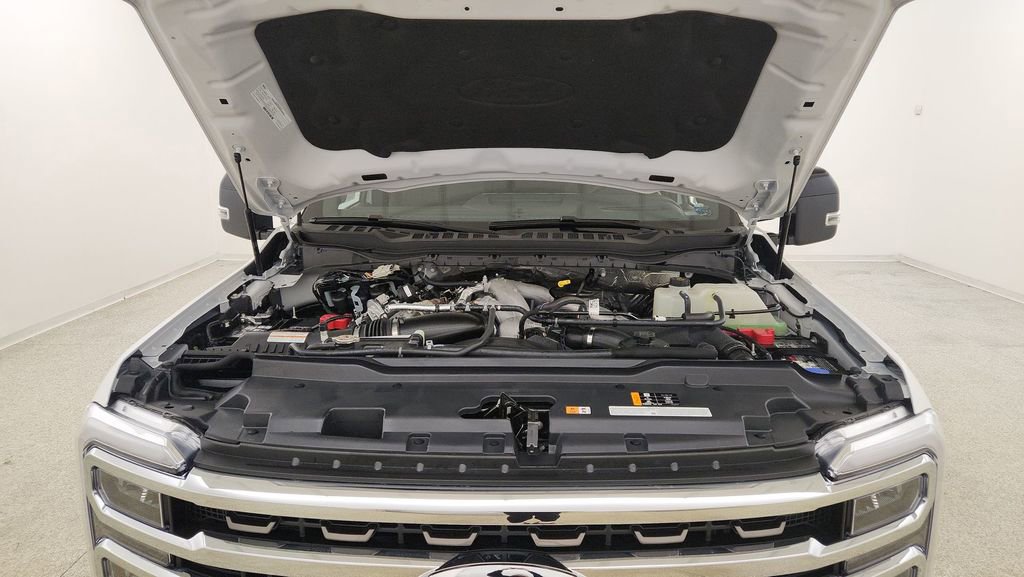 New 2025 Ford F250 King Ranch w/ FX4 Off-Road Package image 37