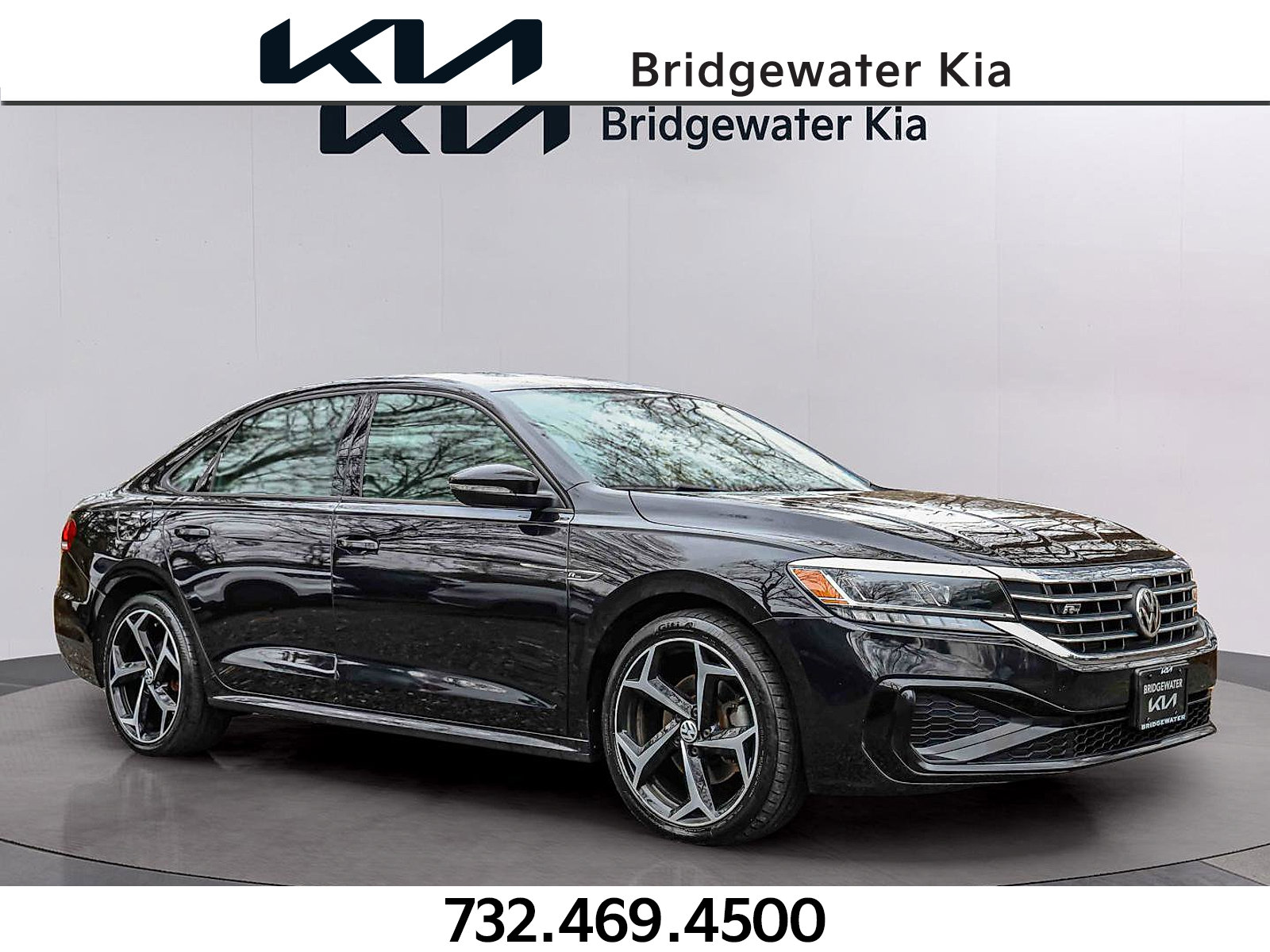 Used 2021 Volkswagen Passat 2.0T R-Line image 1