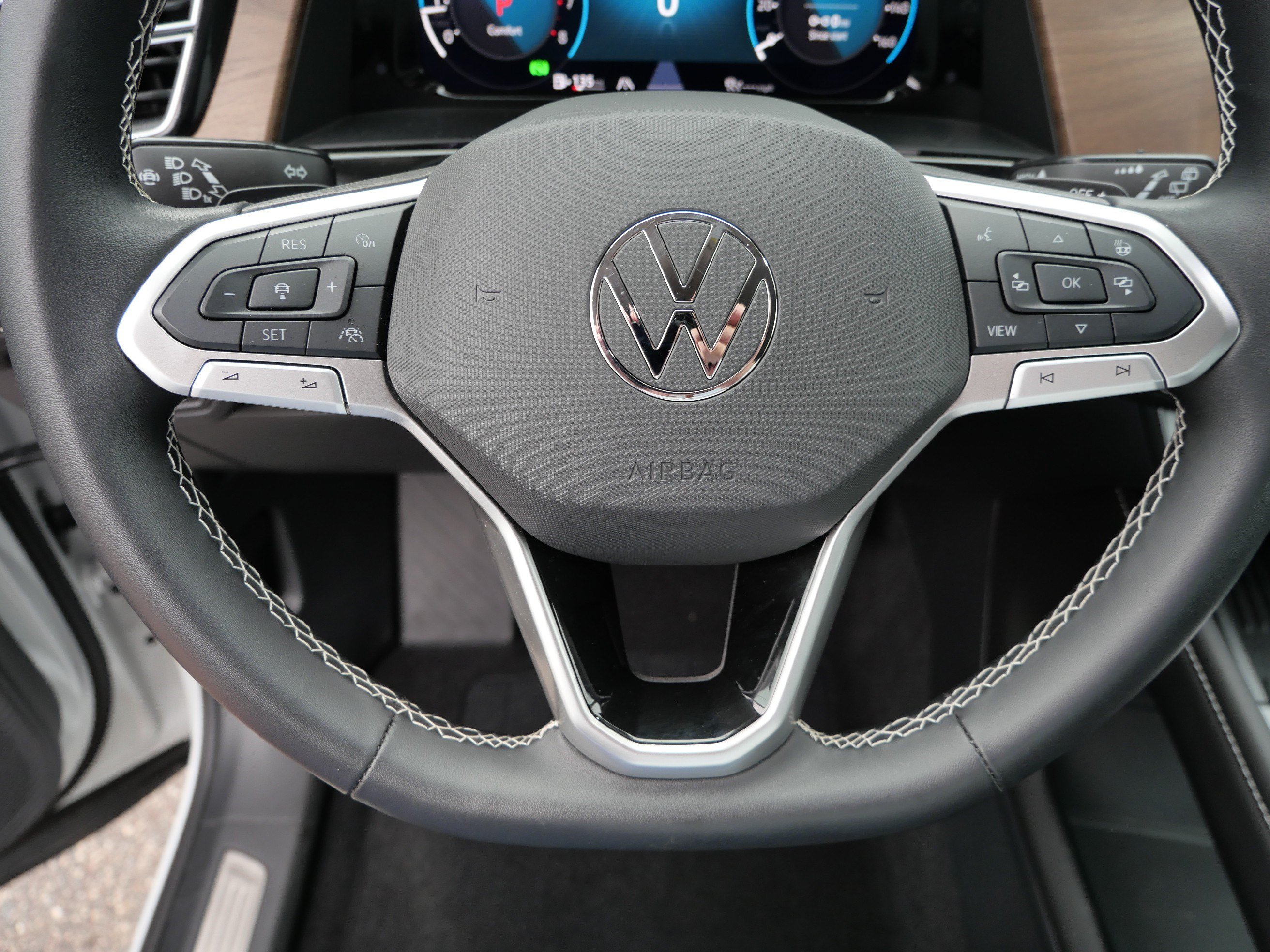 Certified 2026 Volkswagen Atlas SE AWD/4WD image 25