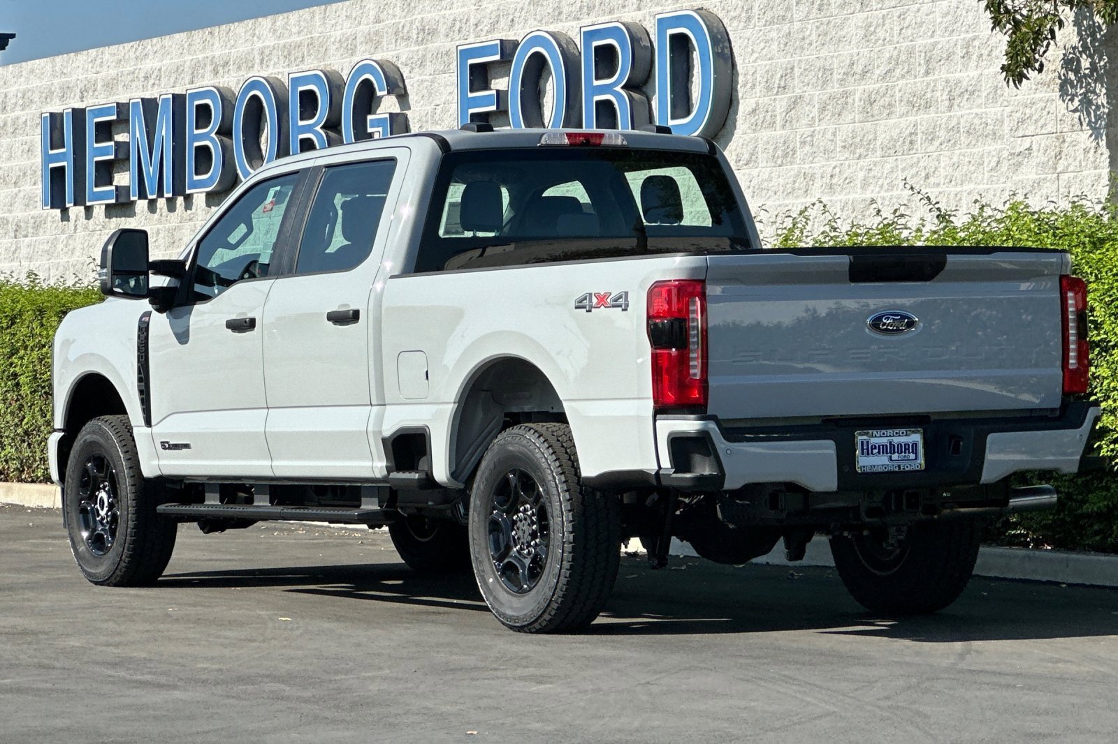New 2026 Ford F250 4x4 Crew Cab Super Duty image 6
