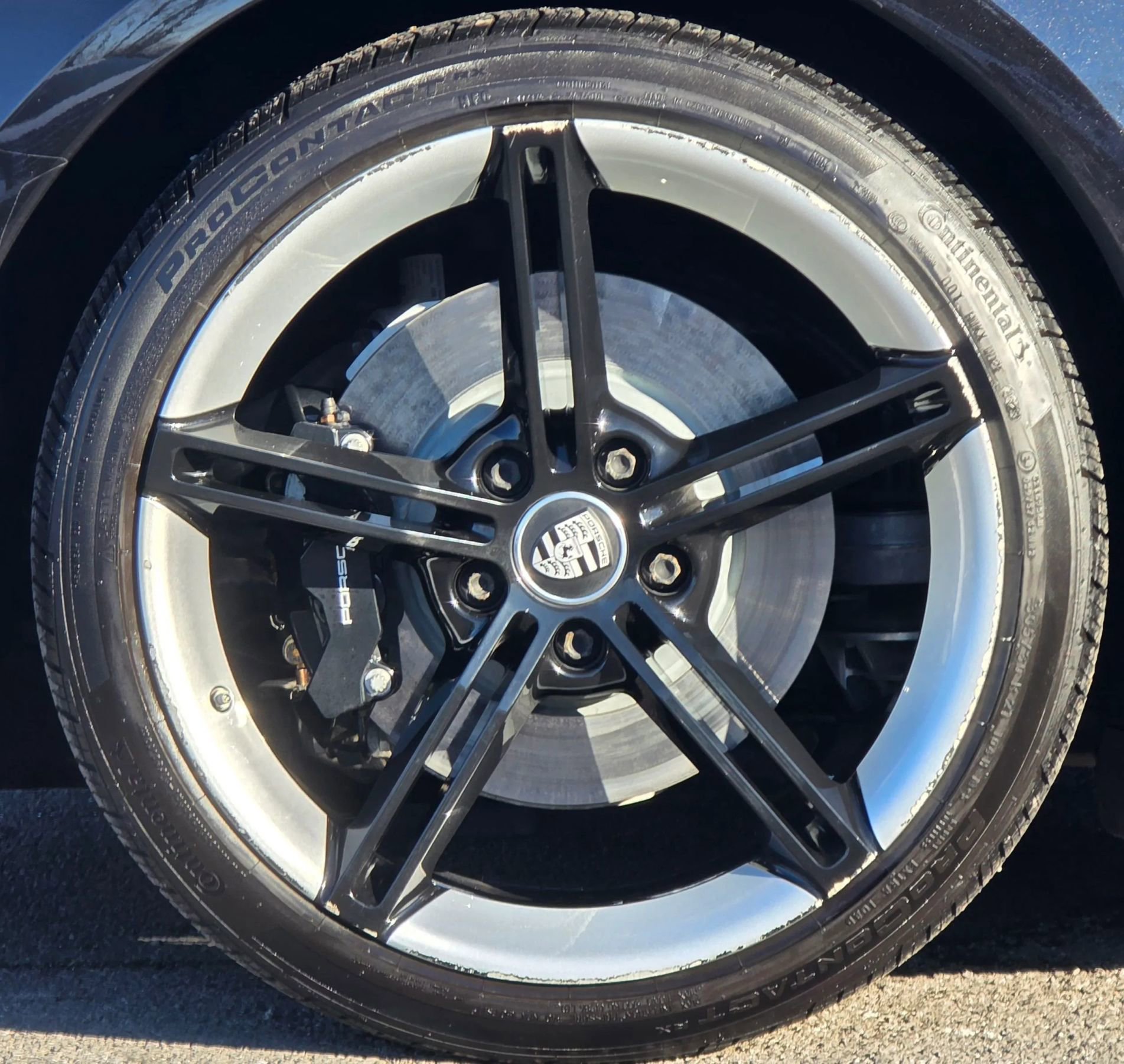 Used 2020 Porsche Taycan AWD/4WD image 31