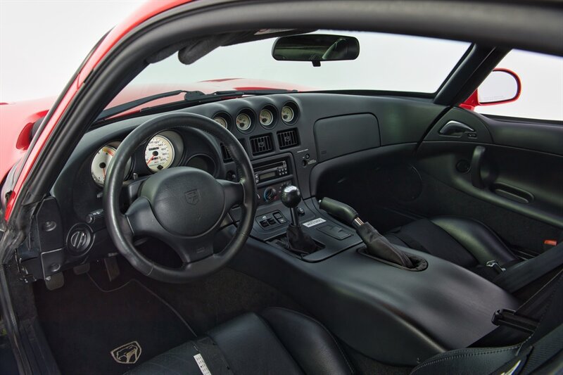 Used 2002 Dodge Viper GTS RWD image 22