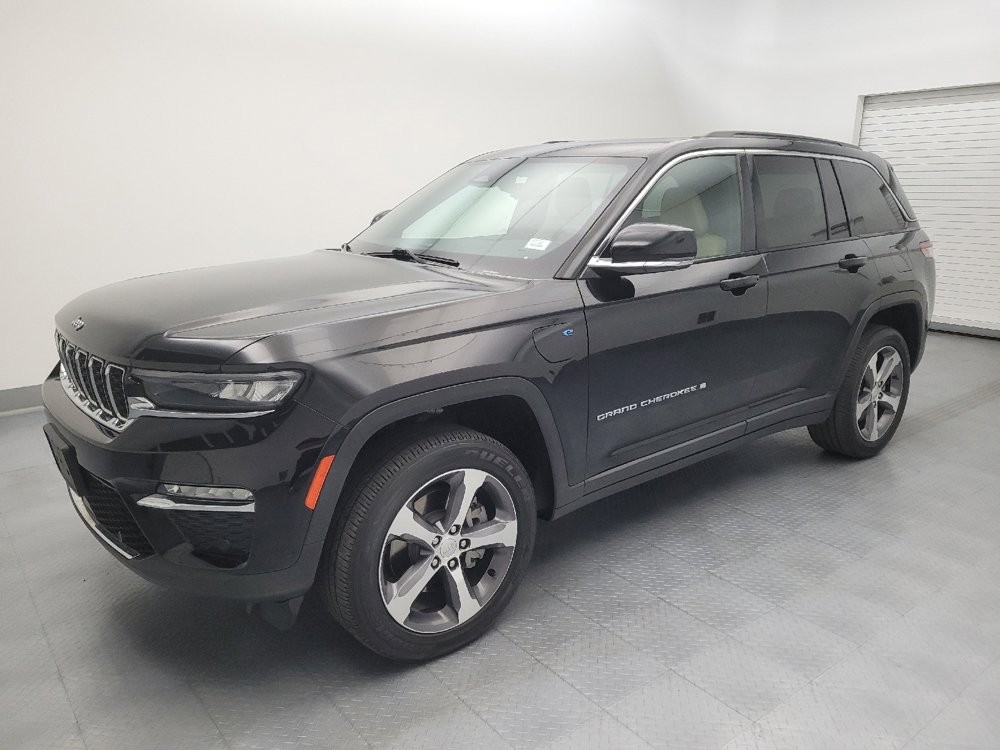 Used 2024 Jeep Grand Cherokee Limited 4xe w/ Luxury Tech Group II AWD/4WD image 2