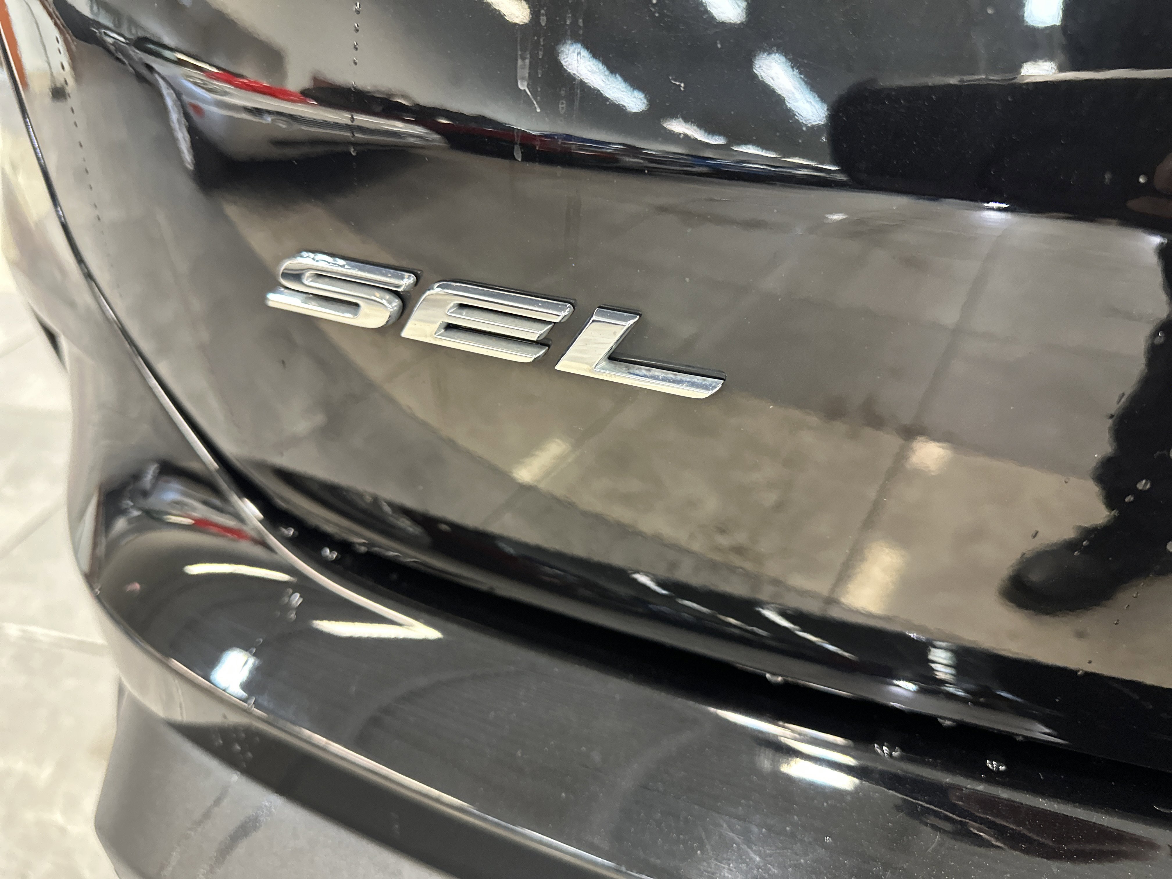 Used 2024 Ford Edge SEL w/ Convenience Package image 10