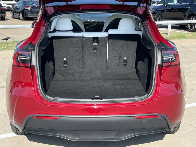 Used 2025 Tesla Model Y Long Range RWD image 24