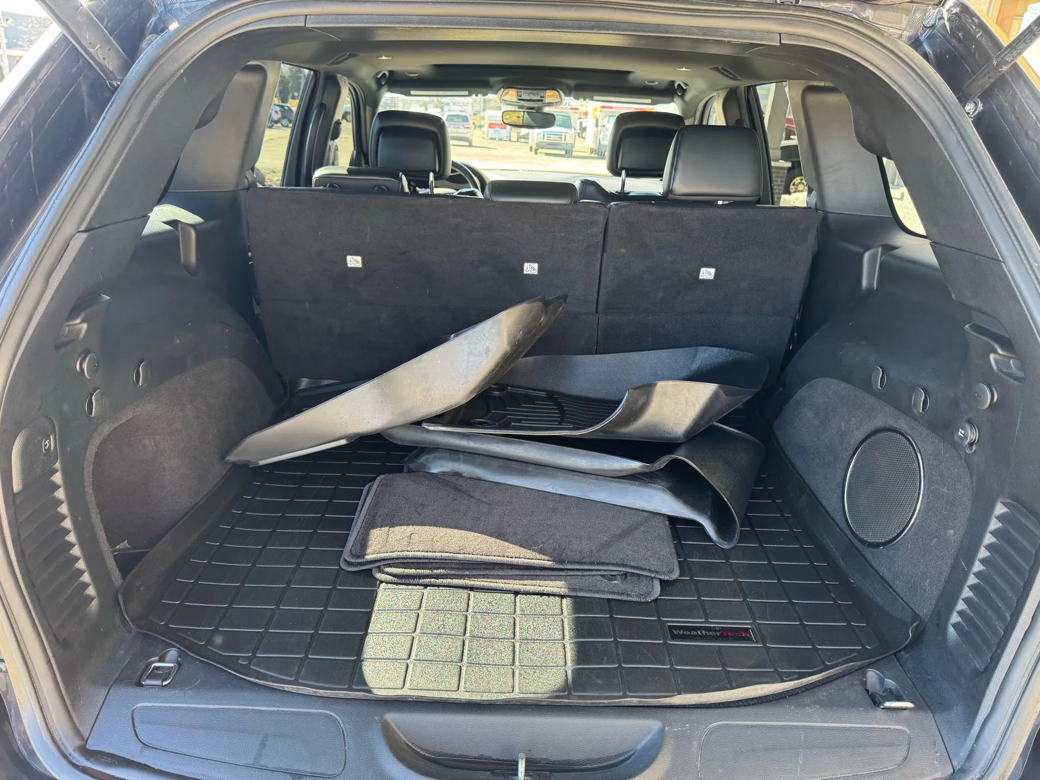 Used 2018 Jeep Grand Cherokee Altitude image 18