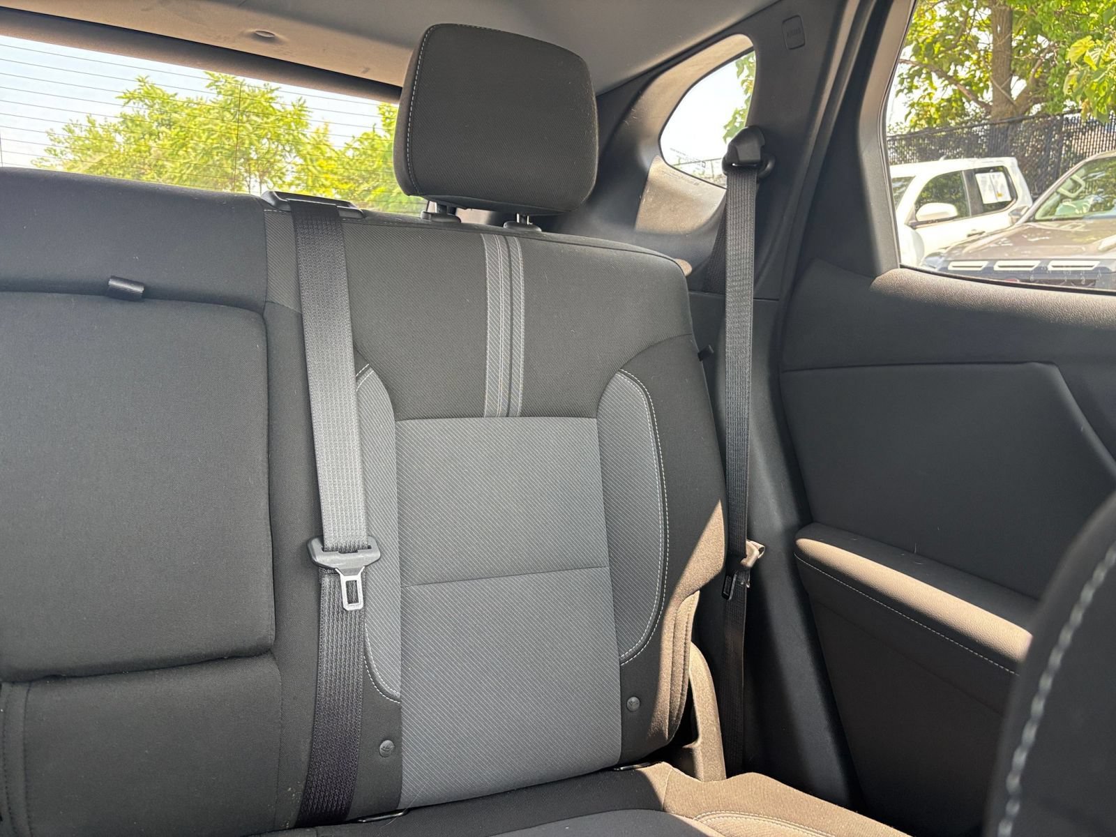 Used 2025 Chevrolet Blazer LT FWD image 32