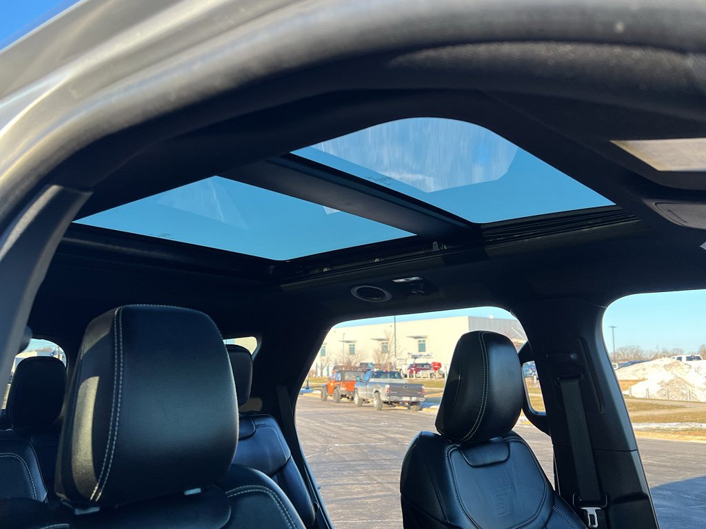 Used 2021 Ford Explorer ST w/ ST Street Pack image 30