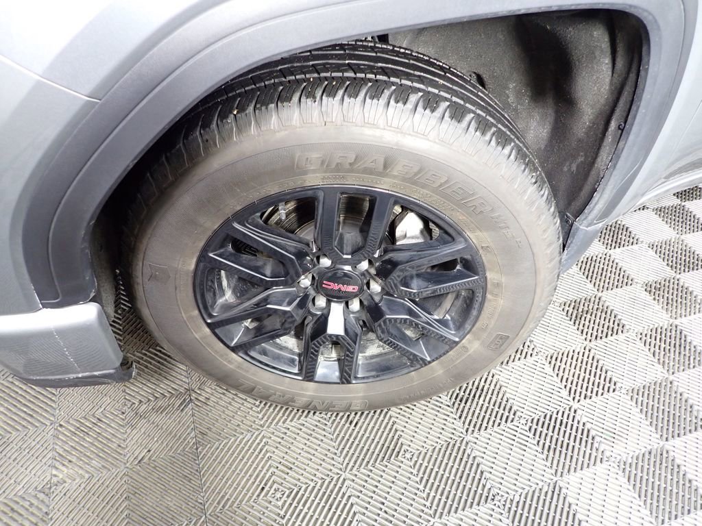 Used 2024 GMC Sierra 1500 Pro w/ Graphite Edition image 44