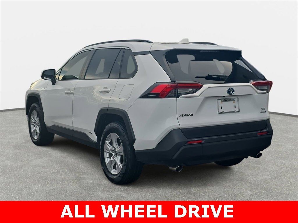 Used 2019 Toyota RAV4 XLE image 7