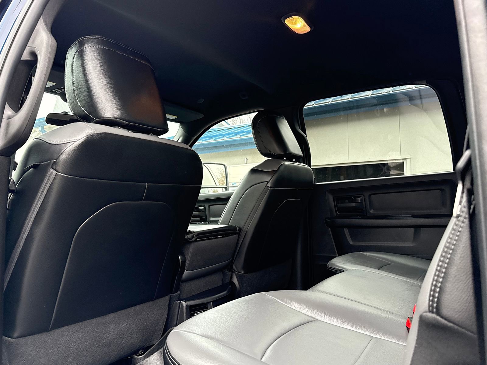 Used 2024 RAM 2500 Tradesman w/ Chrome Appearance Group image 34